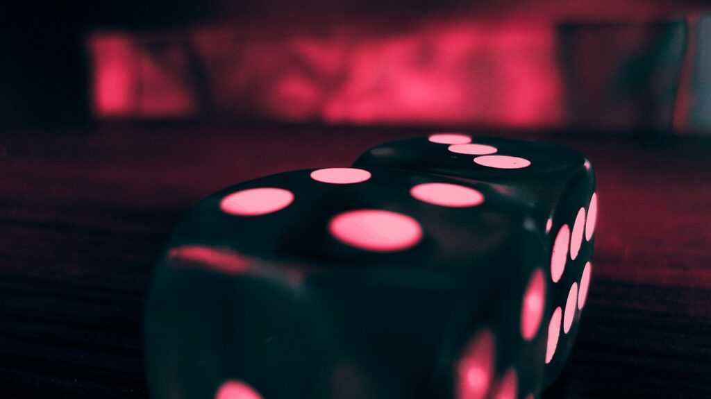 dice, cube, play, probability, opportunity, good luck, winner, points, betting, numbers, objects, games, win, probability, probability, probability, probability, betting, betting, betting, betting, betting